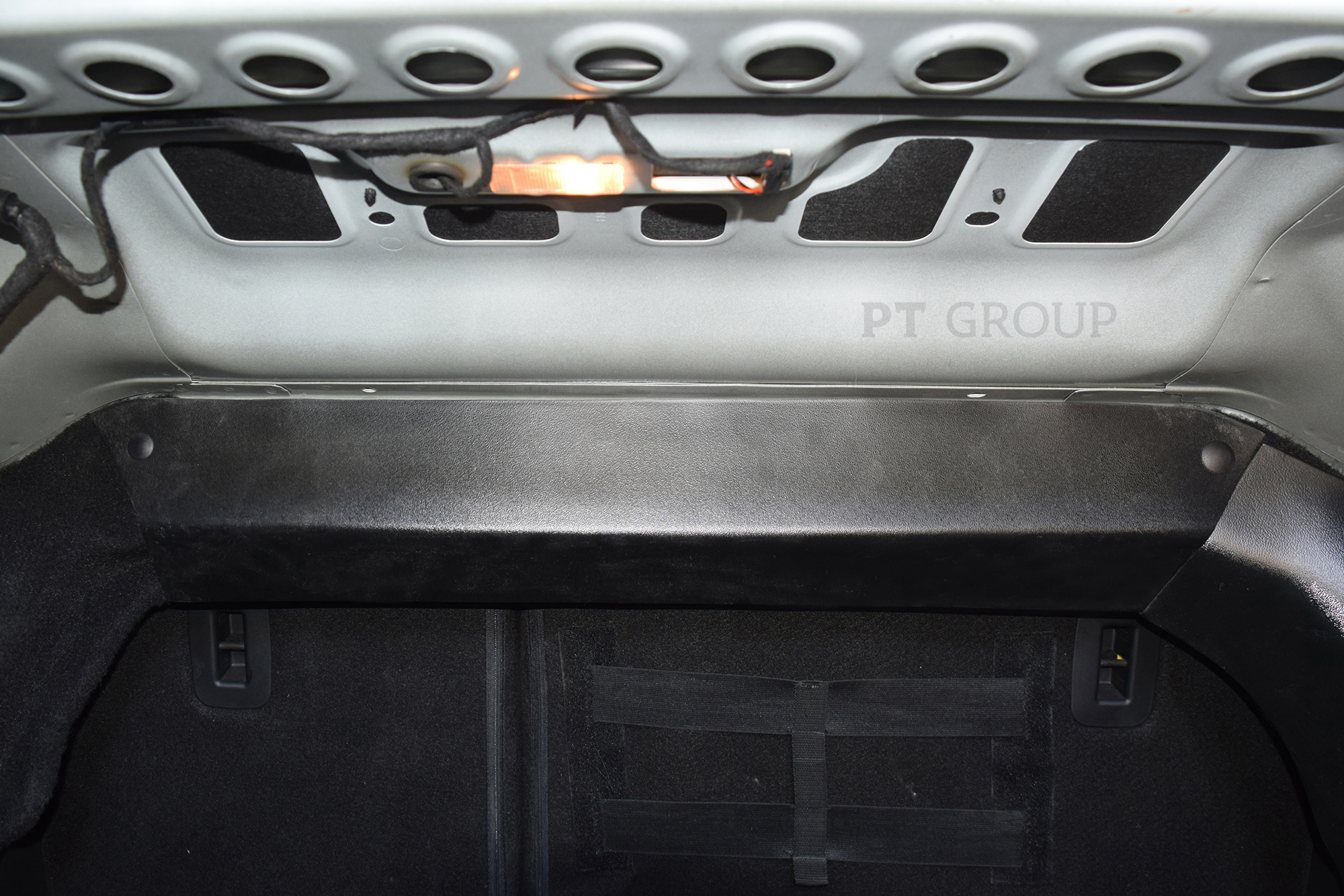 Накладка на перегородку багажника Lada Vesta (седан) "PT" (LVE112601)