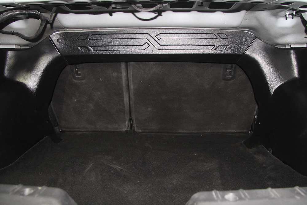 Новинка для а/м Lada Vesta - накладки арок в багажник.