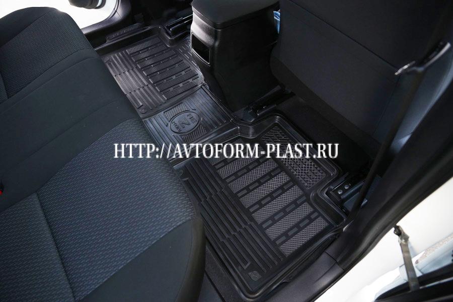 Коврики резиновые Suzuki