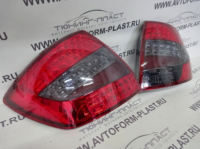 Cветодиодные фонари Лада Гранта 310-LED (красно-серые). Бегающий поворотник.