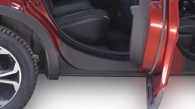 Накладки на ковролин+ накладки на пороги дверей для Renault Arkana, Комплект №1 KART RA 0101