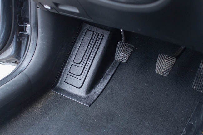 Накладка на ковролин для ноги водителя Hyundai Solaris с 2014- "ASM"