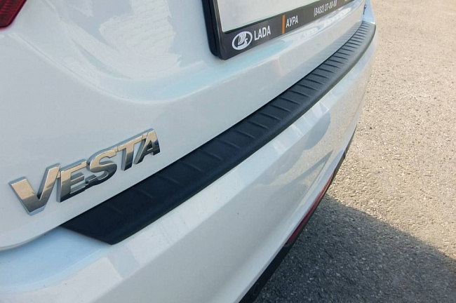 Накладка заднего бампера Lada Vesta (седан, sw) "PT" (LVE111301)