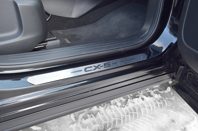 Накладки в проемы дверей Mazda CX-5 2017- ( НПС) (23012401)