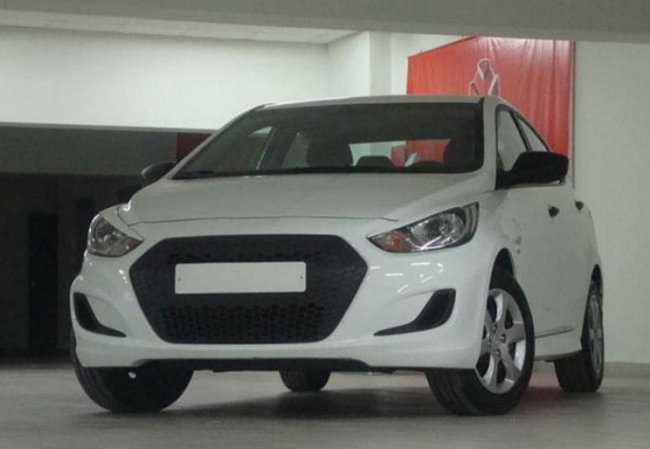 Накладка на решетку радиатора Hyundai Solaris 1 (2010-2014) HS-01.07.10