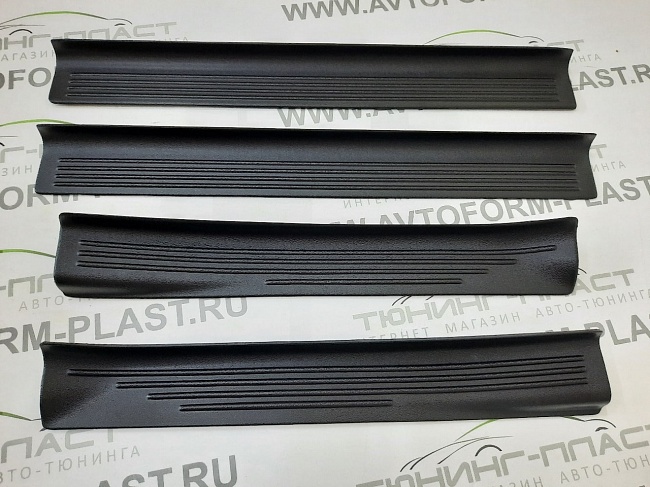 Накладки в проемы дверей Renault Duster(2012 -) "PT"(4 шт) АБС-пластик